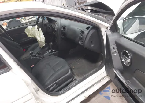 2006 Pontiac Grand Prix z USA, uszkodzony, nr VIN 2G2WP552761287545